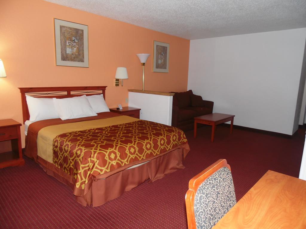 American Inn & Suites Boone 객실 사진