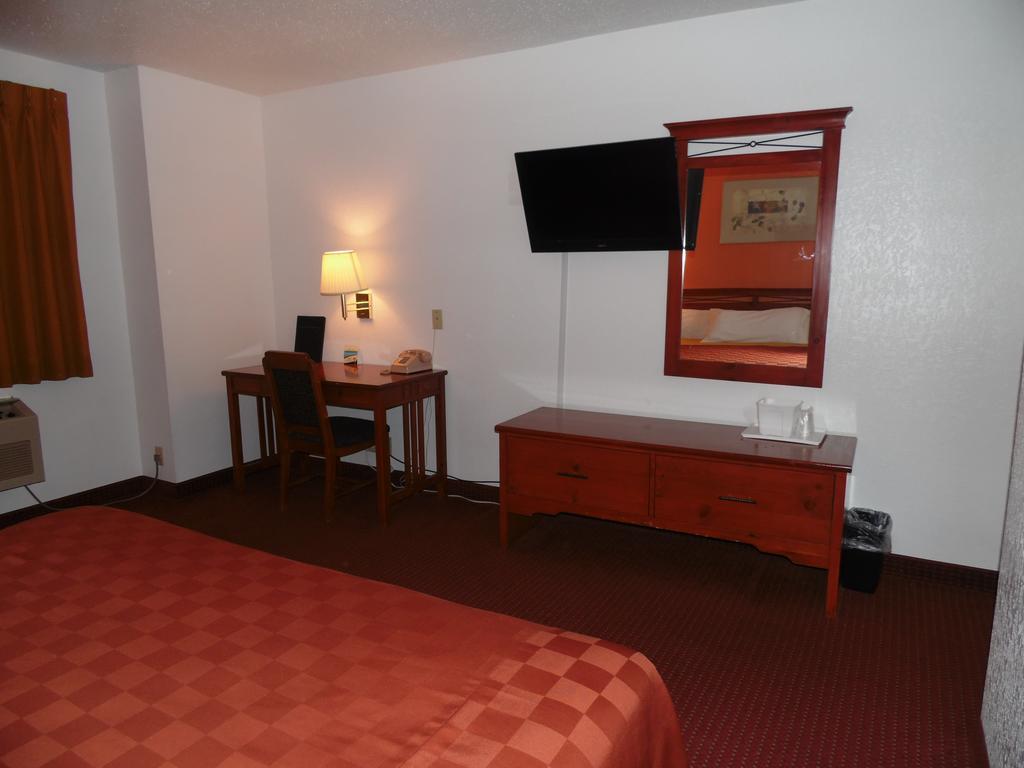 American Inn & Suites Boone 객실 사진